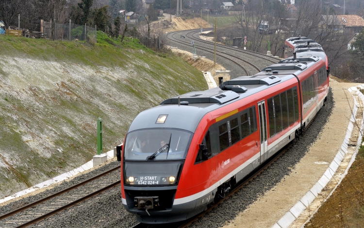 Szombaton lép életbe a nyári vasúti menetrend